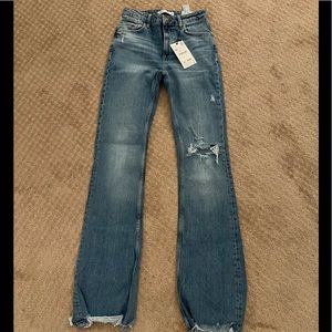Zara jeans size 4 - NEW and never worn!